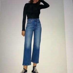 Levi’s Ribcage Straight Ankle Jeans 25